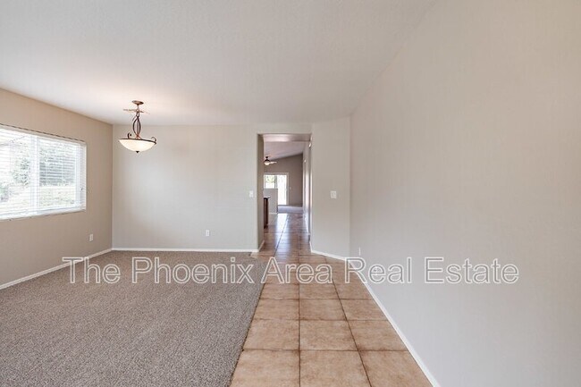 Building Photo - 28214 N Quartz Way