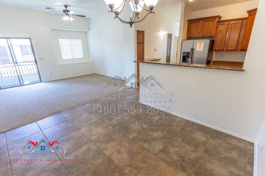 Building Photo - 2725 E Mine Creek Rd