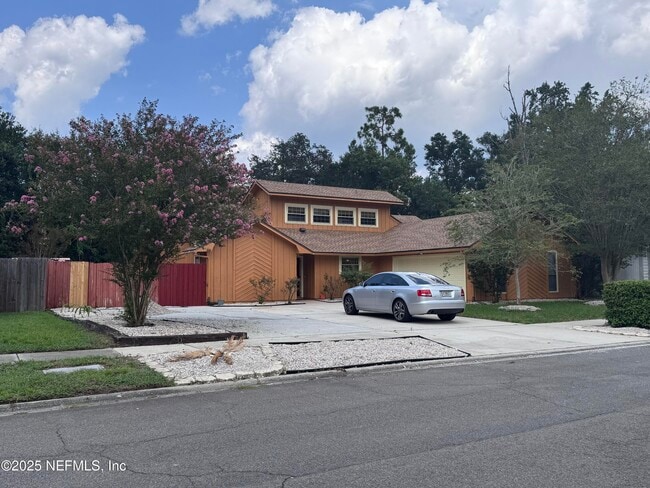 Building Photo - 8179 Crosswind Rd