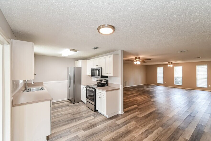 Building Photo - 2891 Gatling Blvd