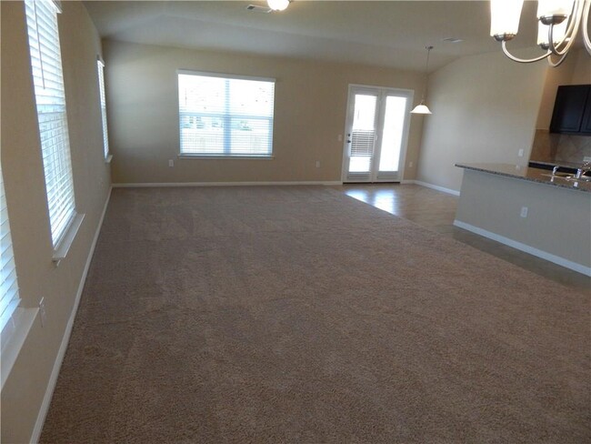 Building Photo - 1424 Fort Dessau Rd