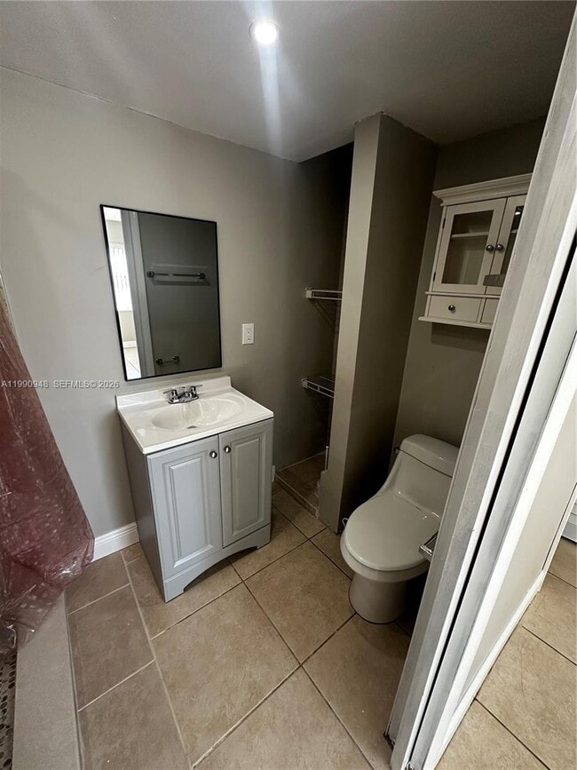 Building Photo - 6565 W 26th Dr