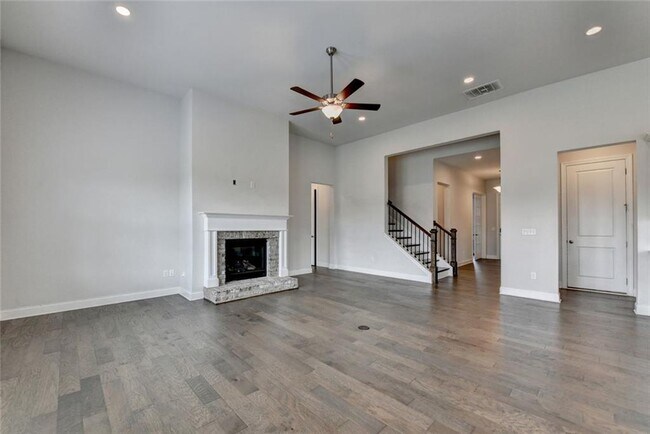 Building Photo - 3695 Andover St