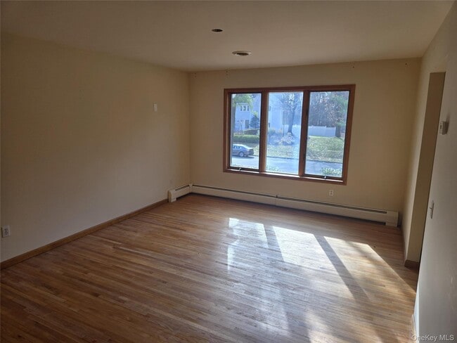 Building Photo - 11 Secor Ct