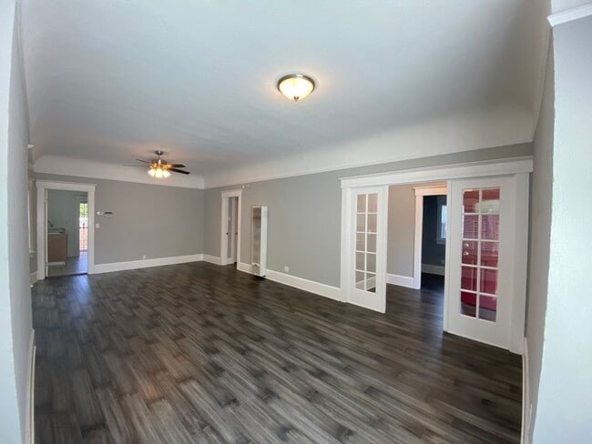 Building Photo - Gorgeous 2BR/1BA Home in Temescal, Great N Oakland Location