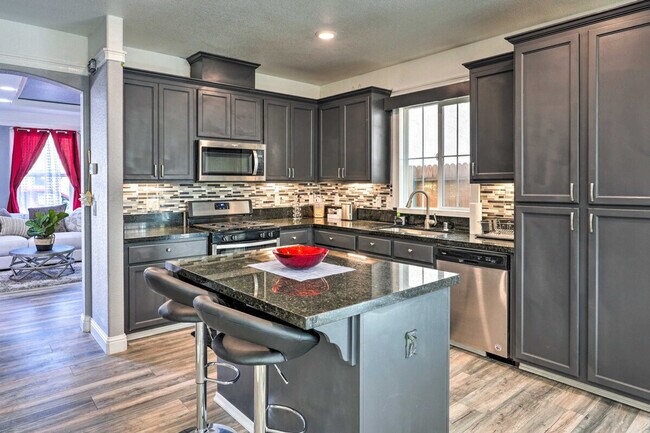 Building Photo - 761 Ashwick Loop