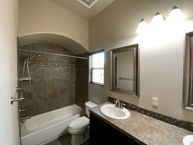 Building Photo - 3 Bedroom Custom Single Story Home Availab...