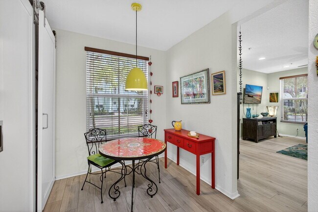 Building Photo - 4345 Parkside Dr