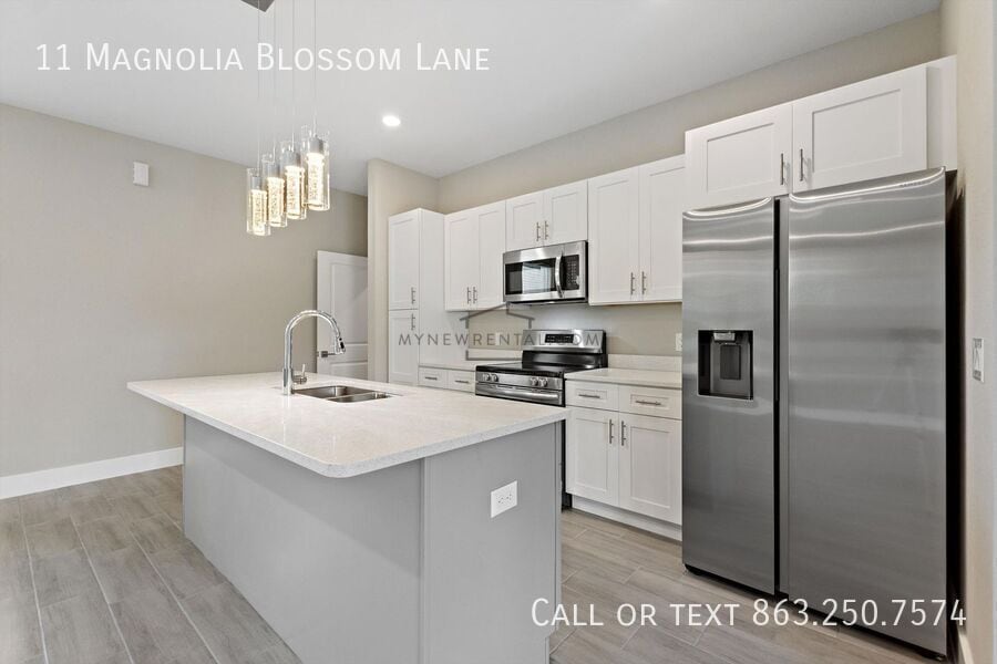 Building Photo - 11 Magnolia Ln