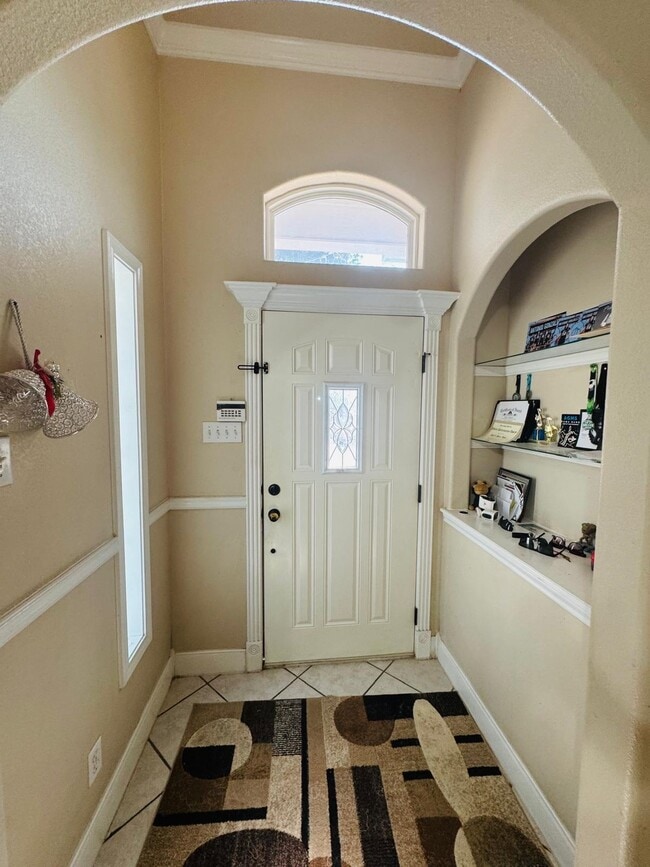 Building Photo - 218 Girasol Ct