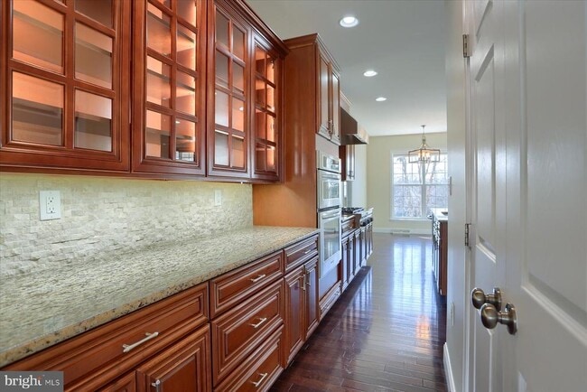Building Photo - 978 Powder Horn Dr