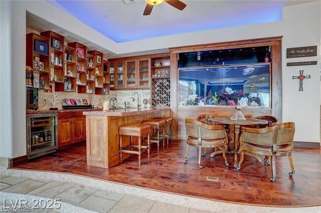 Building Photo - 1608 Liege Dr