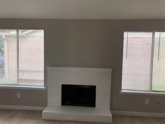 Building Photo - 7514 Lemma Dr