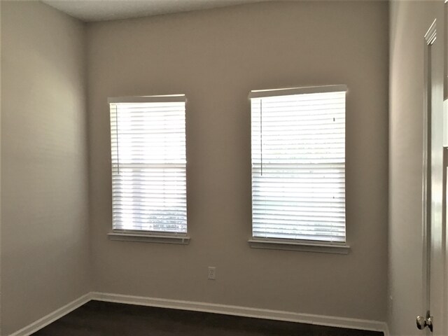 Building Photo - 2839 Oakglade Ct