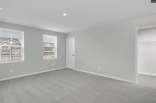 Building Photo - 3041 Blue Brook Ln