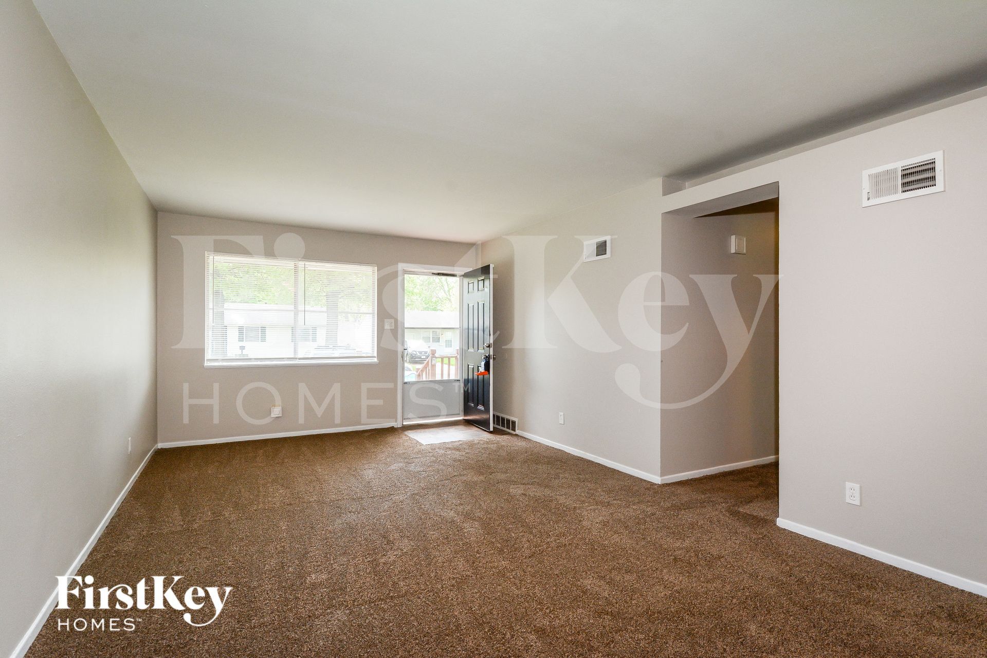 Building Photo - 755 Tyson Dr