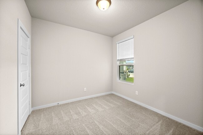 Building Photo - 5547 Madden Ln