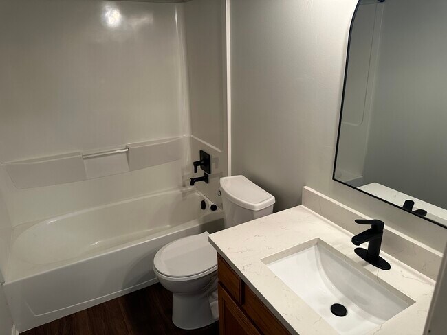 Building Photo - 1665 S Candlestick Way