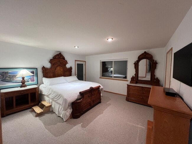 Building Photo - 1839 Jicarilla Dr