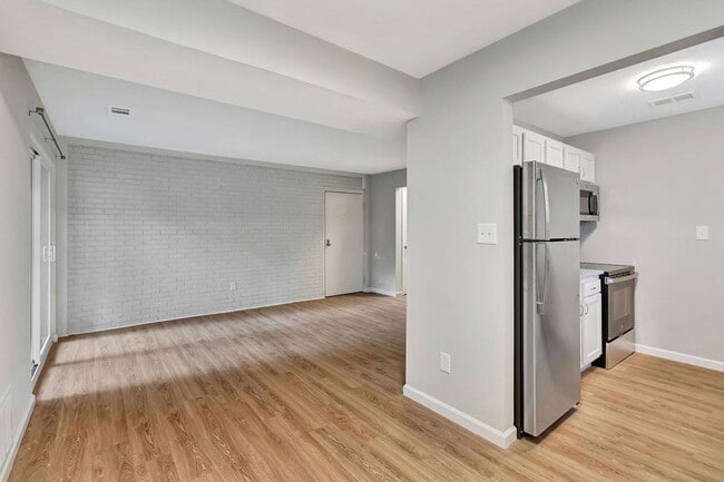 Building Photo - 4302 Batavia Meadows Dr