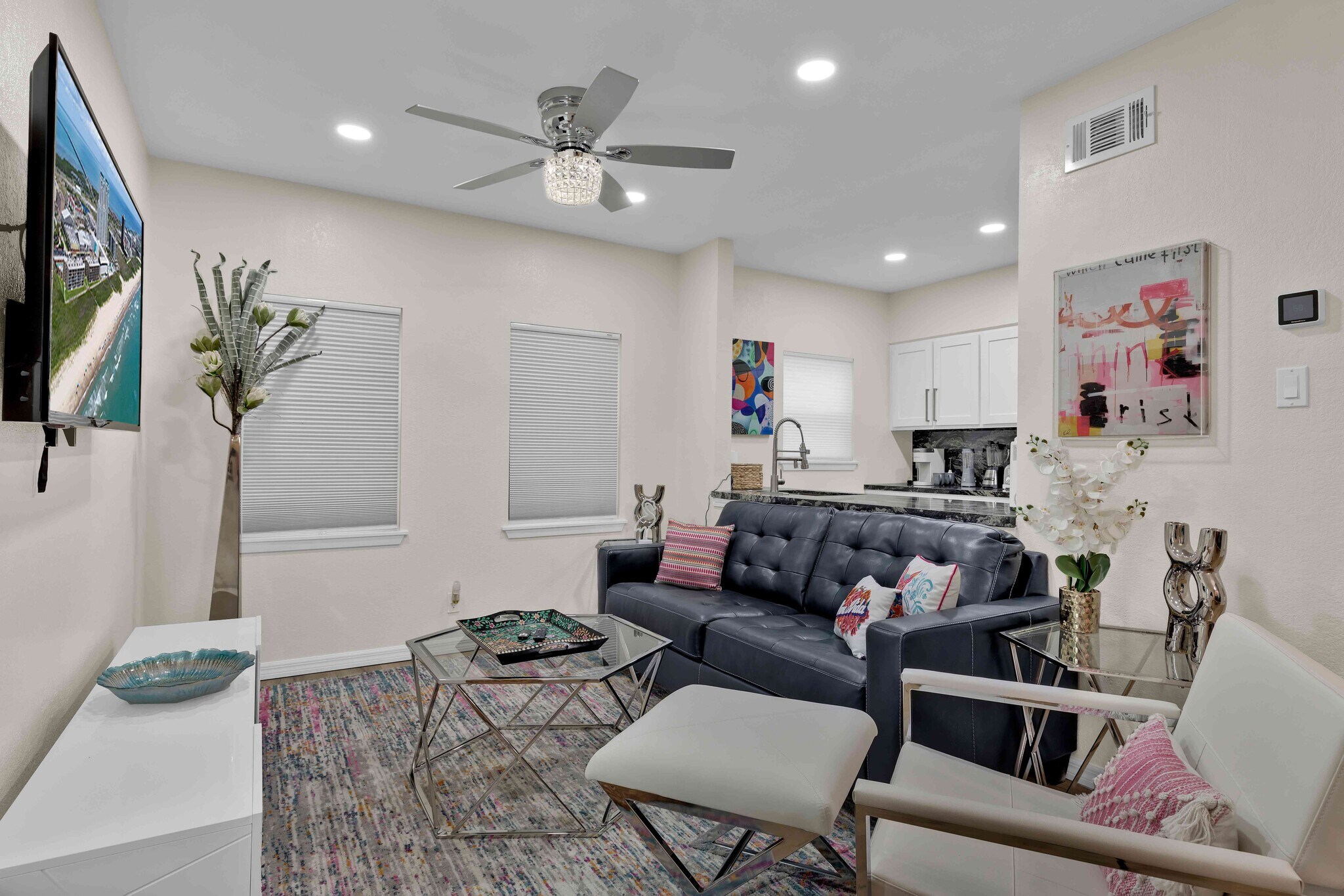 Living area - 111 E Hibiscus St