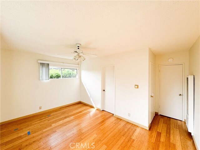 Building Photo - 2010 Manhattan Beach Blvd