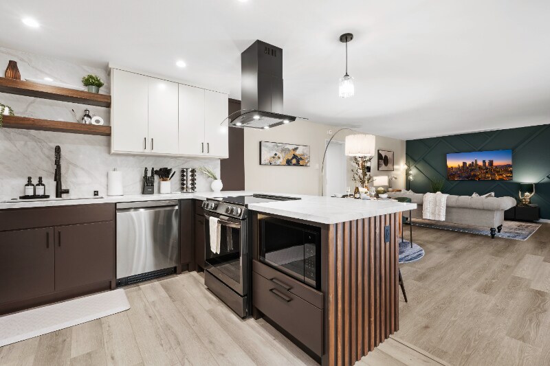 Building Photo - 2940 W Carson St