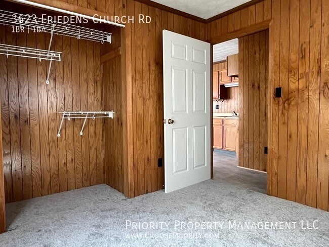 Building Photo - 1 Bedroom, 1 Bathroom Single Family Home, ...