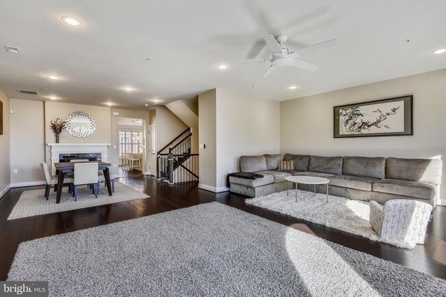 Building Photo - 1222 Main Line Blvd