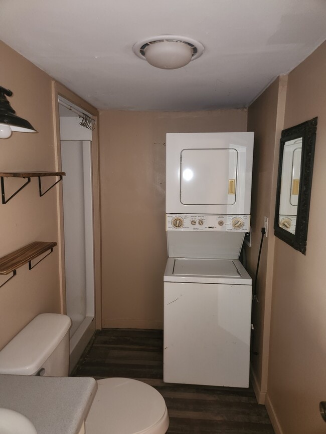 Building Photo - 751 Three Bridges Estates Cir