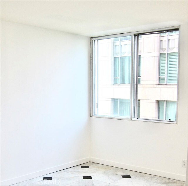 Building Photo - 10747 Wilshire Blvd