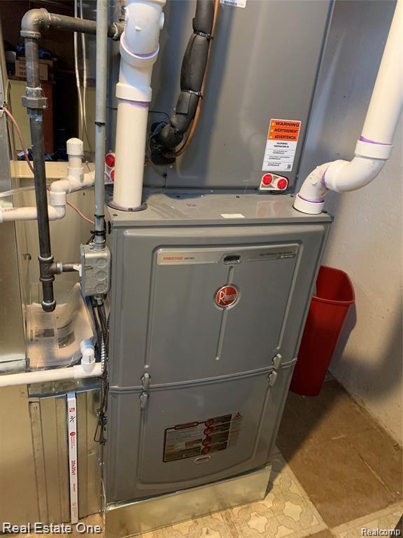 Building Photo - 5051 Falmouth Dr