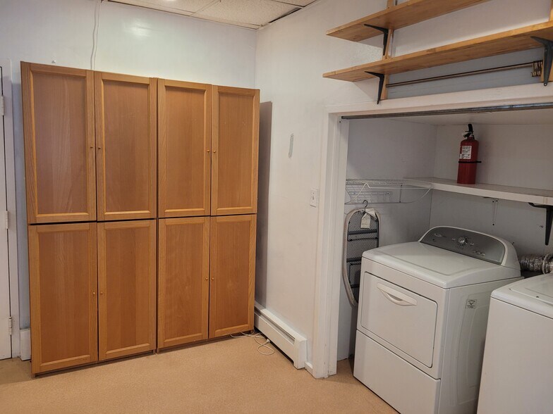 Building Photo - 509 Pleasant St