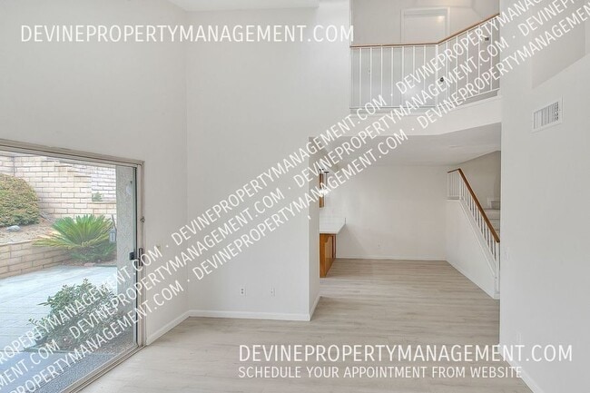 Building Photo - 902 California Privado
