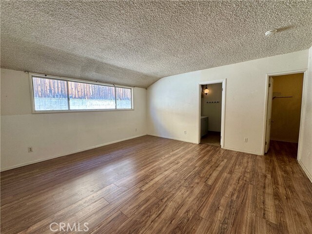 Building Photo - 320 N Stoneman Ave