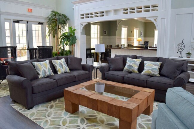 Building Photo - Resort Style Living @ Barrington Park- Ground Floor 3/2 with Balcony