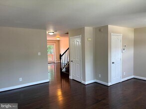 Building Photo - 12435 Turtle Dove Pl