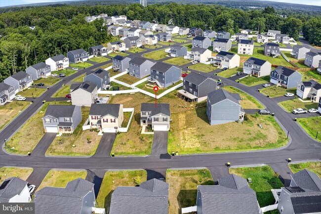 Building Photo - 3155 White Tail Dr