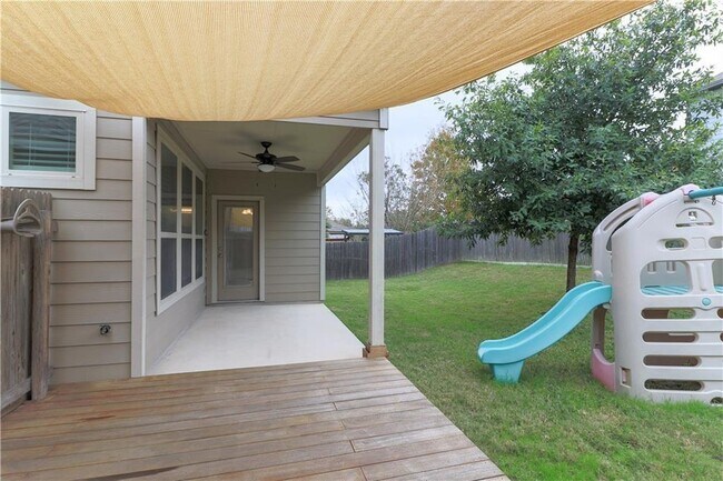 Building Photo - 121 Palestine Cove