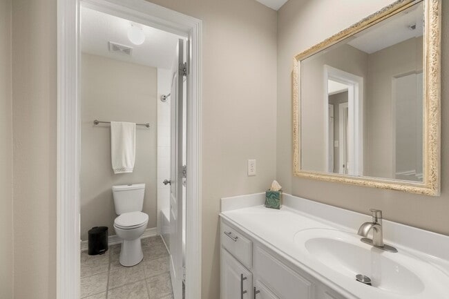 Building Photo - 15519 Marble Canyon Way