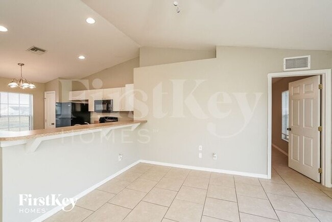 Building Photo - 4206 25th St SW