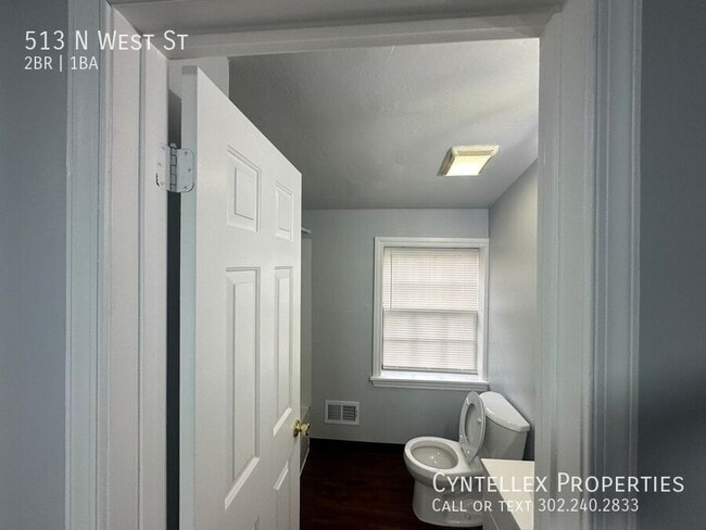 Building Photo - 513 N West St