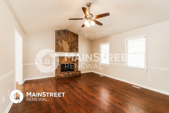 Building Photo - 23 Silverthorne Dr