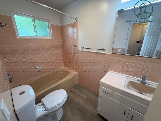 Building Photo - Remodeled Three Bedroom Upper Hatton Fields Home