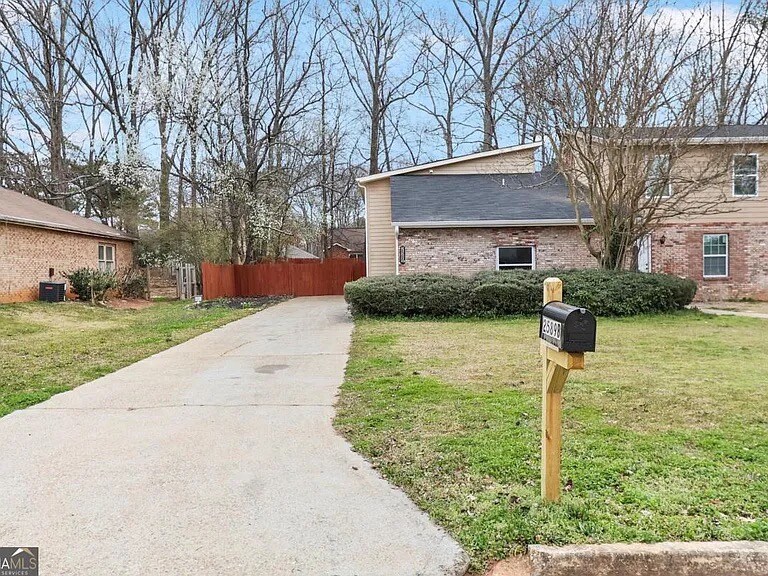 Building Photo - 2589 Fieldstone View Ln SE