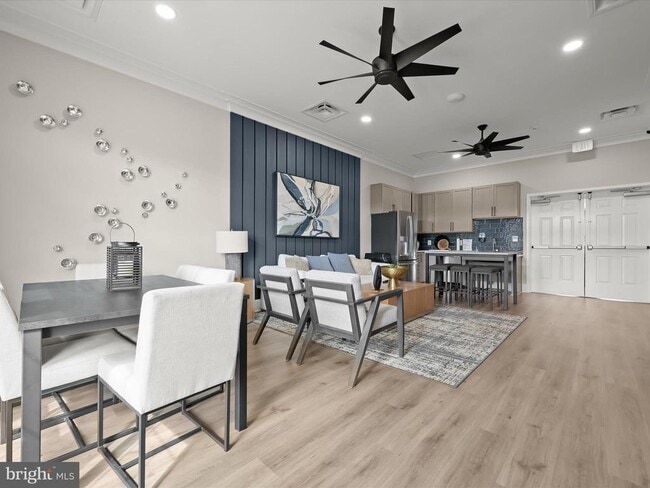 Building Photo - 7840 Blackbriar Wy