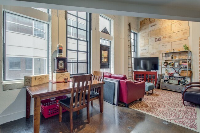 Building Photo - 239 Rep John Lewis Way N