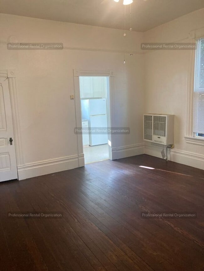 Building Photo - One bedroom Gem in Heart of Quaint, Historic West Petaluma