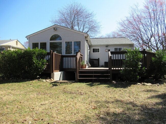 Building Photo - Immaculate 3 Bedroom SFH in Owings Mills!