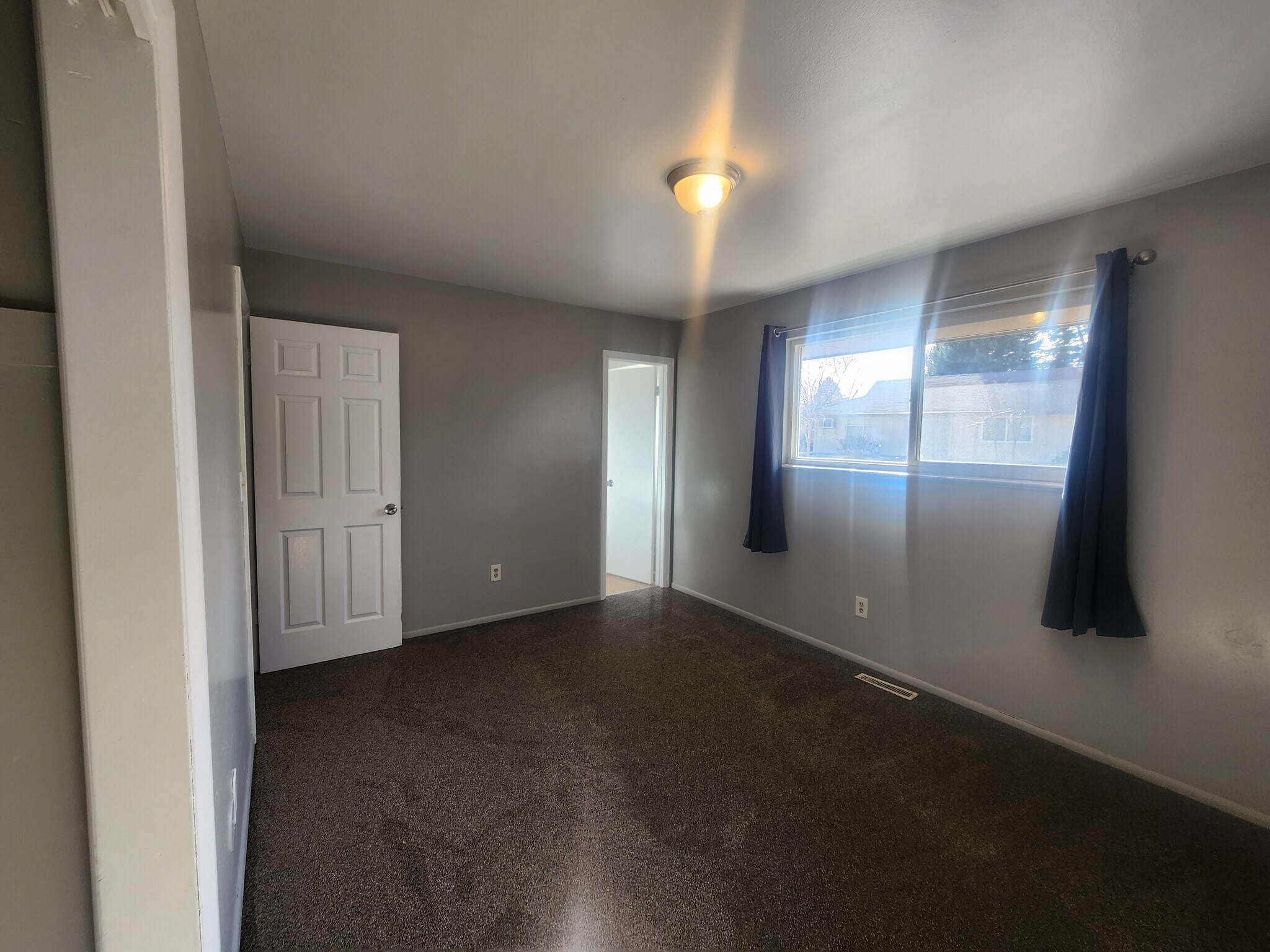 Building Photo - 91 Lansing St